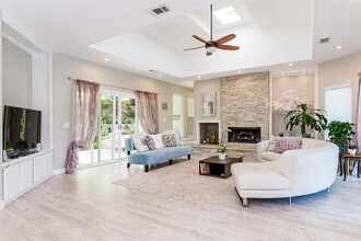 7301 Noche Tapatia in Rancho Santa Fe, CA - Building Photo - Building Photo