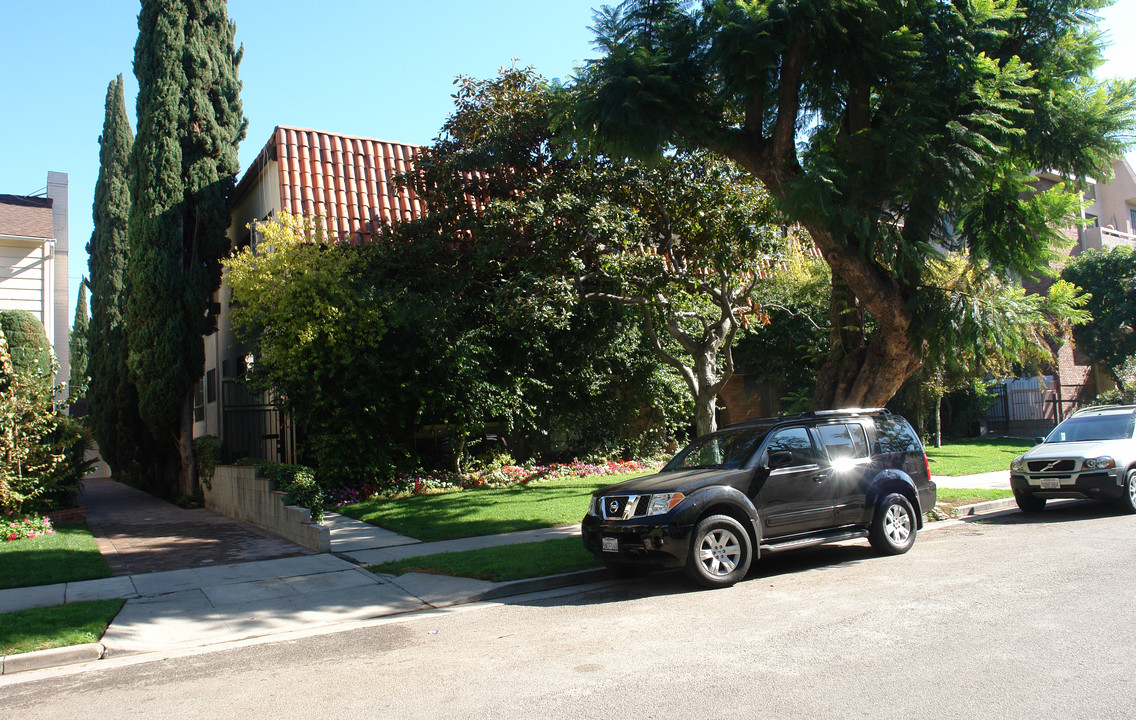 1420 Camden Ave in Los Angeles, CA - Building Photo