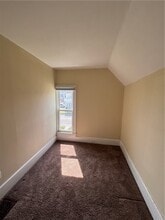 1056 Walnut St in Elmira, NY - Building Photo - Building Photo