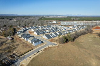 Overton Park in Greer, SC - Building Photo - Building Photo