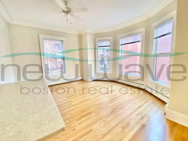 property at 31 Massachusetts Ave