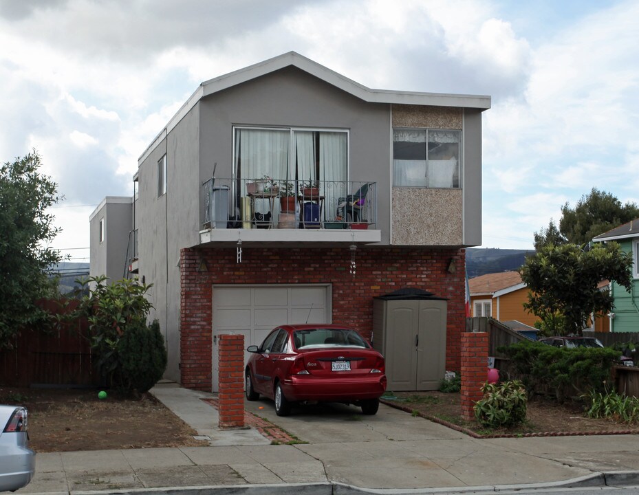 617 Commercial Ave in South San Francisco, CA - Building Photo