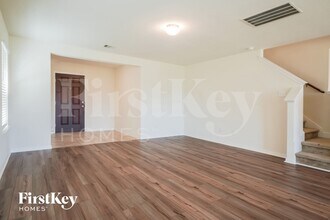 16603 Live Oak Canyon Dr in Houston, TX - Building Photo - Building Photo