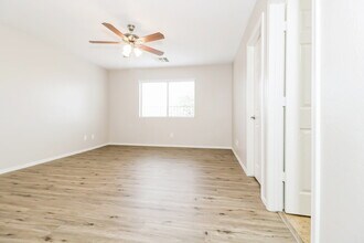 1304 S 159th Ave in Goodyear, AZ - Building Photo - Building Photo