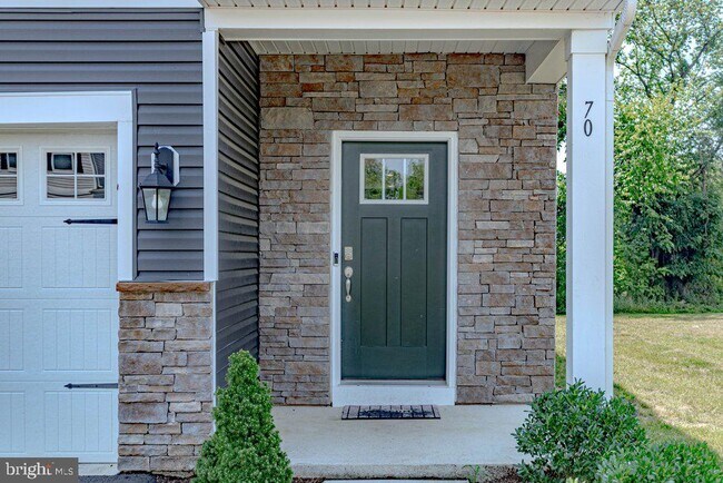 70 Morley Blvd in Medford, NJ - Building Photo - Building Photo