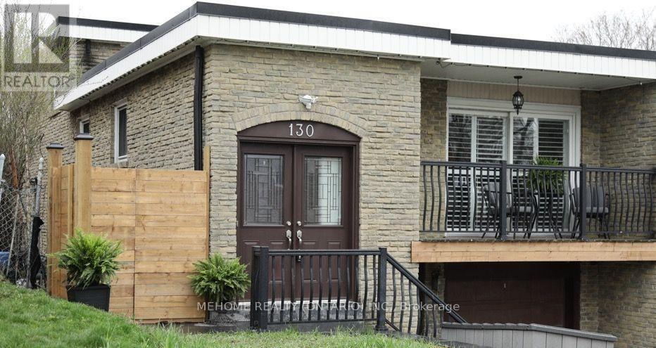 130 Edmonton Dr in Toronto, ON - Building Photo