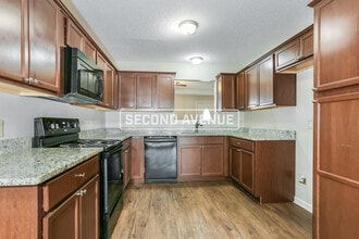 328 Gathering House Dr in Benton, AR - Building Photo - Building Photo