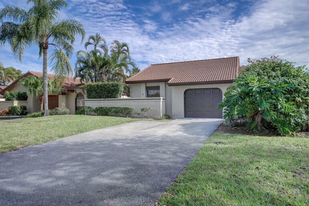 1135 NW 22nd Ave in Delray Beach, FL - Building Photo