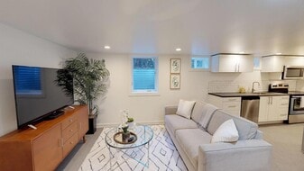 1730 SE 35th Pl in Portland, OR - Building Photo