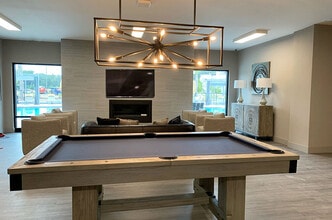 City Place at Celebration Pointe in Gainesville, FL - Foto de edificio - Building Photo