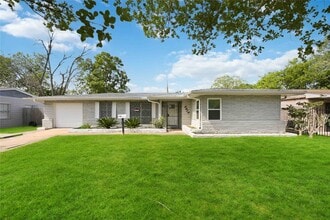 5919 Van Fleet St in Houston, TX - Building Photo - Building Photo