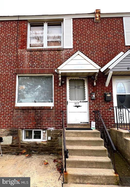 property at 822 4th Ave