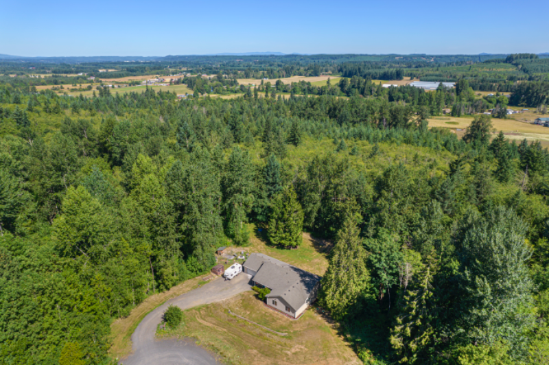 130 Kimberlund Ln in Chehalis, WA - Foto de edificio