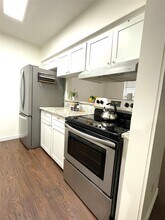 3224 Timmons Ln in Houston, TX - Building Photo - Building Photo