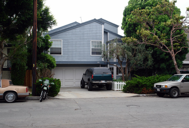 346 Virginia St in El Segundo, CA - Building Photo - Building Photo