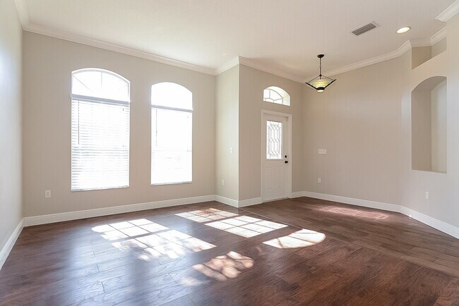 35107 Meadow Reach Dr in Zephyrhills, FL - Building Photo - Building Photo