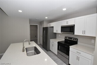 3718 Donahue Ave in North Port, FL - Building Photo - Building Photo