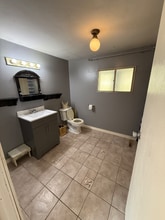 1082 Frye Rd in Jeannette, PA - Building Photo - Building Photo