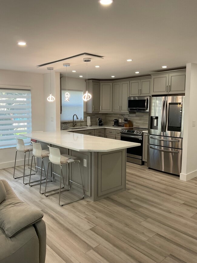 2870 NE 14th Street Cswy, Unit 108C in Pompano Beach, FL - Foto de edificio - Building Photo