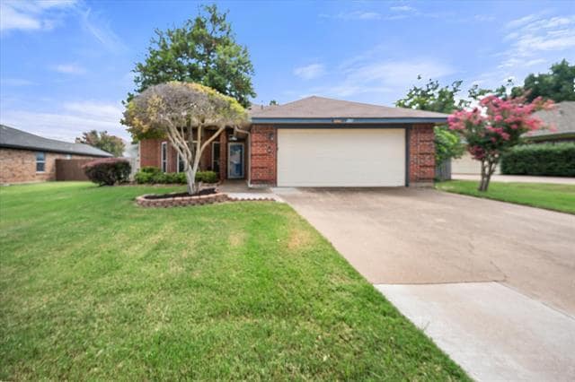 205 Dodge Trail in Keller, TX - Building Photo - Building Photo