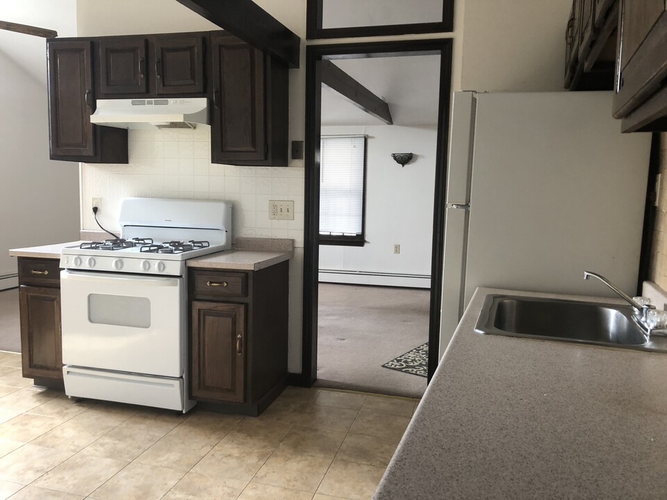 11 Grandview Rd in Fairfield, CT - Building Photo