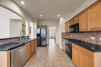 3305 Landhope Cir in Arlington, TX - Building Photo - Building Photo