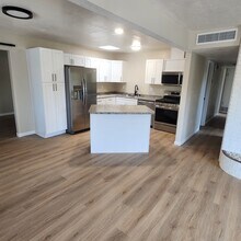 448 San Pablo St SE in Albuquerque, NM - Building Photo - Building Photo