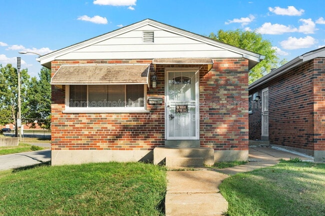 4100 E Iowa Ave in St. Louis, MO - Building Photo - Building Photo