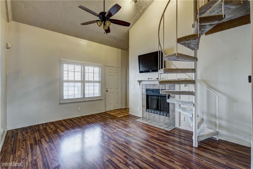 11140 Stratford Dr in Oklahoma City, OK - Building Photo