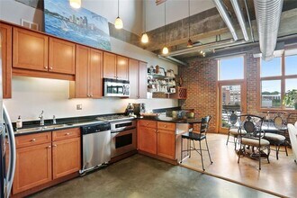 640 Glen Iris Dr NE in Atlanta, GA - Building Photo - Building Photo