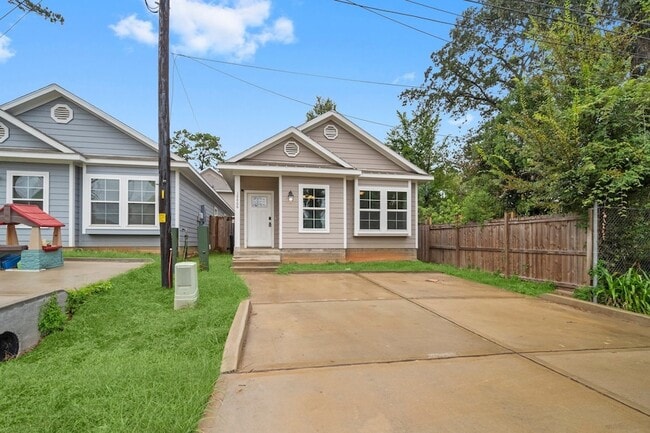 property at 16866 W Hammon