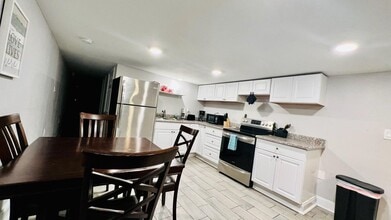 5924 St Claude Ave in New Orleans, LA - Building Photo - Building Photo