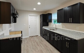 1740 W 9th St in Jacksonville, FL - Building Photo - Building Photo