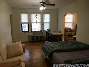 349 Pleasant St in Malden, MA - Building Photo - Building Photo