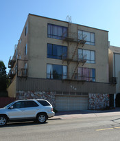 520 Parker Ave Apartments