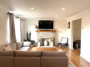 1041 Berkshire Ave in Pittsburgh, PA - Building Photo - Building Photo