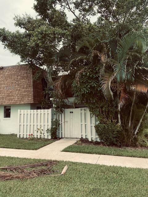 2010 SW 29th St in Delray Beach, FL - Building Photo - Building Photo