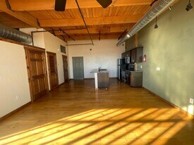 601 N National Ave in Springfield, MO - Building Photo