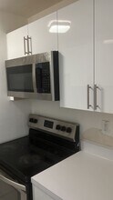 7407 SW 152nd Ave, Unit 103 in Miami, FL - Building Photo - Building Photo