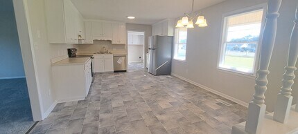206 Country Day Rd in Goldsboro, NC - Foto de edificio - Building Photo