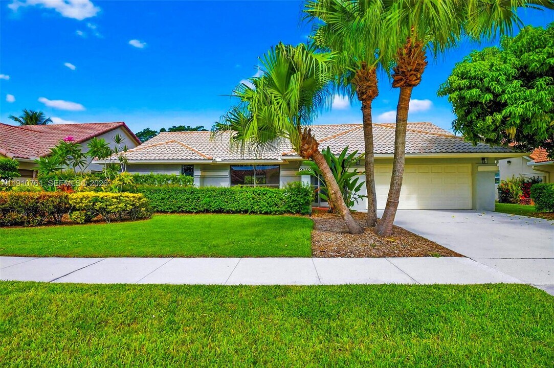 9721 Majestic Way in Boynton Beach, FL - Building Photo