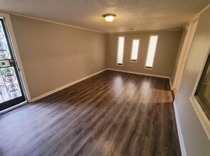 555 Byron Dr in Memphis, TN - Building Photo - Building Photo