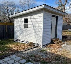226 Substation St in Hendersonville, NC - Foto de edificio - Building Photo
