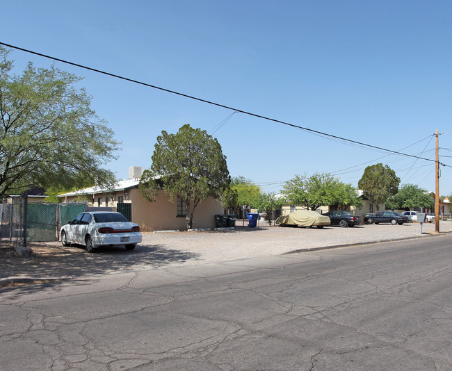 414-420 E Kelso St in Tucson, AZ - Foto de edificio - Building Photo