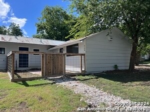 420 Willow Ave-Unit -B in New Braunfels, TX - Building Photo - Building Photo