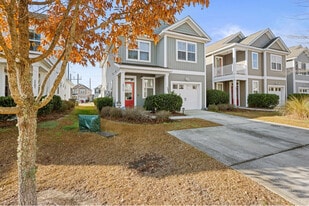 2700 Poplar Grove Pl in Summerville, SC - Building Photo