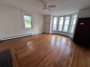 30 High St in Exeter, NH - Building Photo - Building Photo