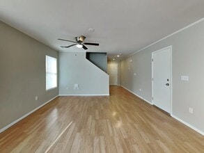 4257 Olympic Point Dr in Las Vegas, NV - Building Photo - Building Photo