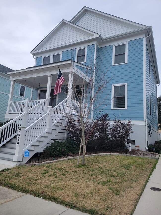 property at 9629 7th Bay St