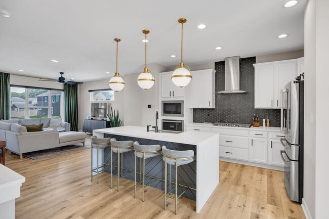 property at 319 Steeples Blvd
